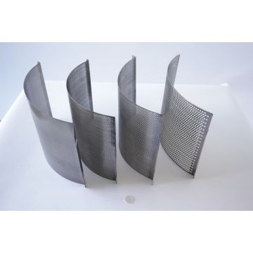 Sita moara universala cu 36 de ciocanele cu gauri de 1,5 mm Micul Fermier GF-1453
