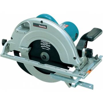 Makita  5903R - Fierastrau circular 2000 W 235x30 mm