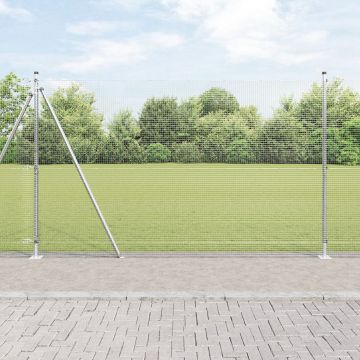 Gossi imprejmuire cu sarma sudata cu 7 stalpi flansati 1.6x10 m otel galvanizat