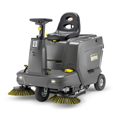 Masina de maturat aspirat cu tractiune Karcher KM 85/50 R Bp Pack 2SB, 1.351-128.0, cu acumulator 24 V, 615 mm, 2 perii laterale