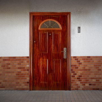 Usa metalica apartament RGT 037  cu geam  maro  96 x 205 cm  stanga