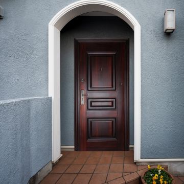 Usa metalica intrare apartament REG-FM 002  maro  86 x 205 cm  dreapta