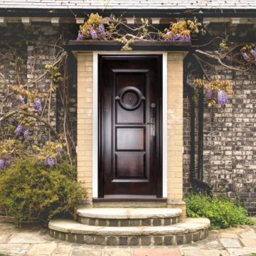 Usa metalica intrare apartament REG-FM 004  maro  86 x 205 cm  stanga