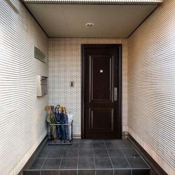 Usa metalica intrare Compact 19  maro  86 x 205 cm  stanga